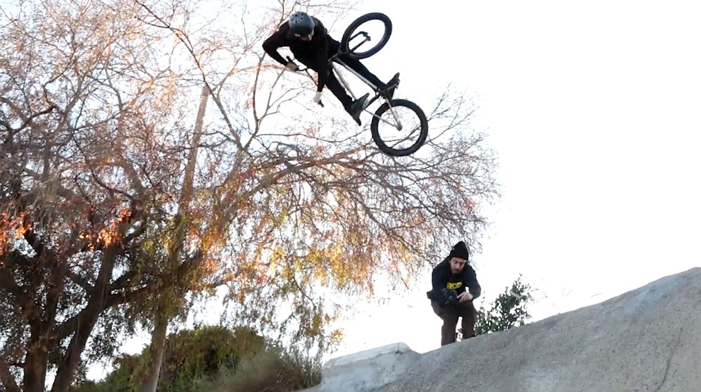 Für ihr neues Video hat sich die Cult Crew auf den Straßen und in den Skateparks von San Diego rumgetrieben.