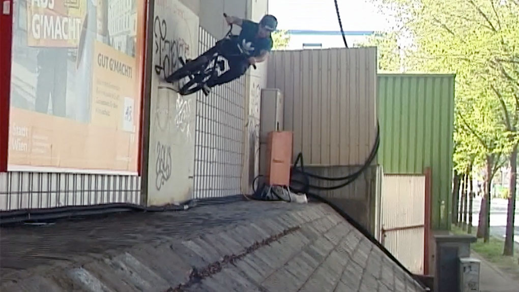 Hier ist die nächste Section aus dem großartigen "Dirtycat 3"-Video aus Österreich, diesmal mit David Balazs in der Hauptrolle.