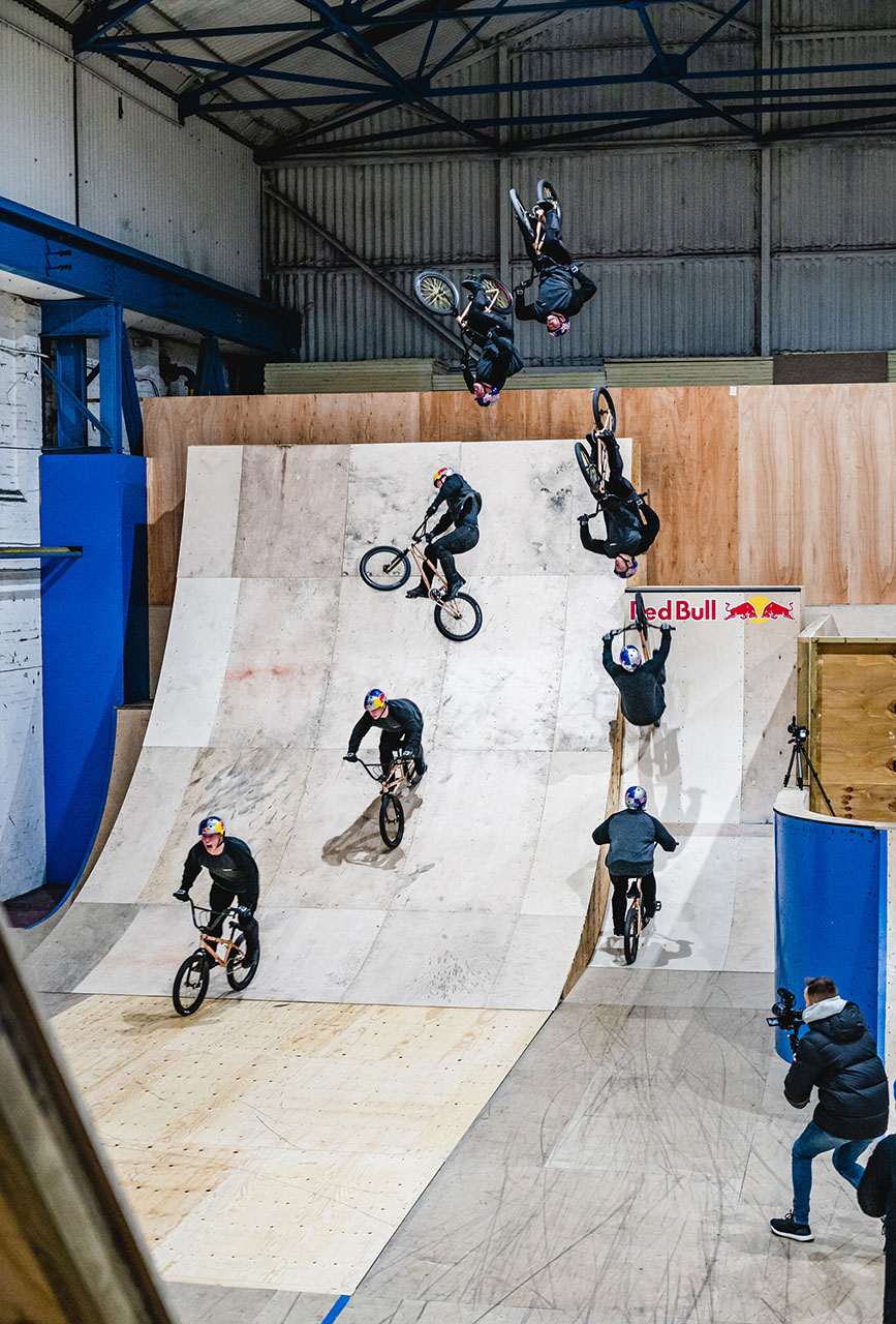 Einfach nur irre: Kieran Reilly, Triple Flair; Adam Lievesley / Red Bull Content Pool