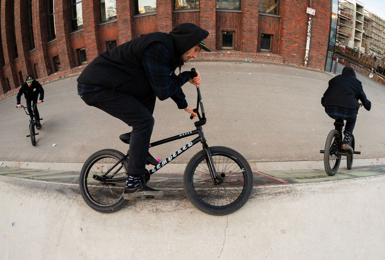 Raphael Jeroma Williams hat noch schnell diesen leckeren Downsidegrind genascht, bevor es zurück nach Australien ging