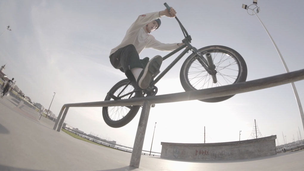 Für Porto Shred League zerlegen Marius Dietsche und die Reichmeyer Bros mit ihren Gästen einige der feinsten portugiesischen Betonparks.