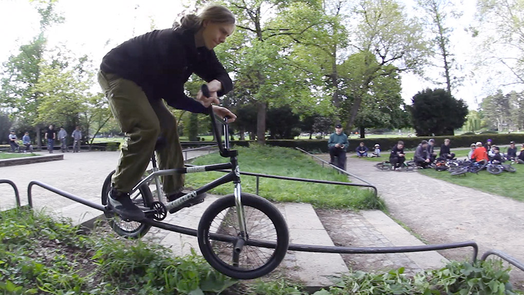 Hier entlang für 15 Minuten echte Gefühle vom Fracture BMX Street Jam und der anschließenden Videopremiere in Köln.