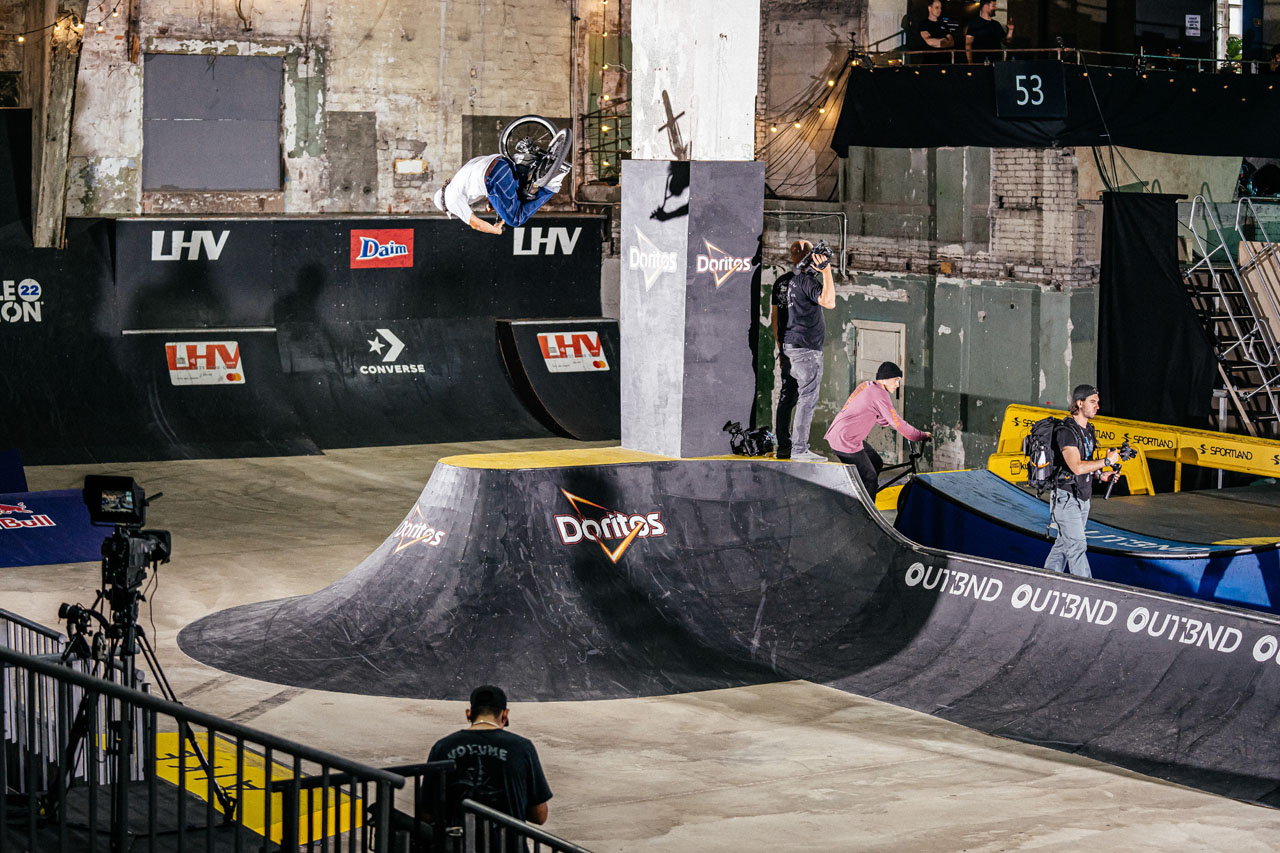 Schmecki! Kevin Peraza, 360 Invert