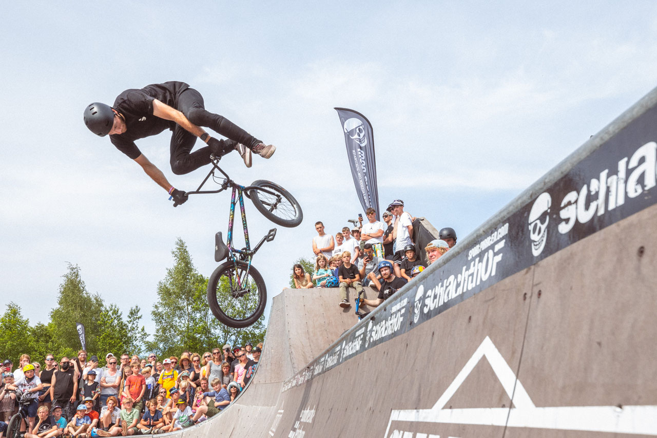 Decade Airs sieht man nicht allzu oft, und das aus gutem Grund. Die sind nämlich verdammt schwierig. Shaun Gornall haut sie trotzdem locker-easy raus