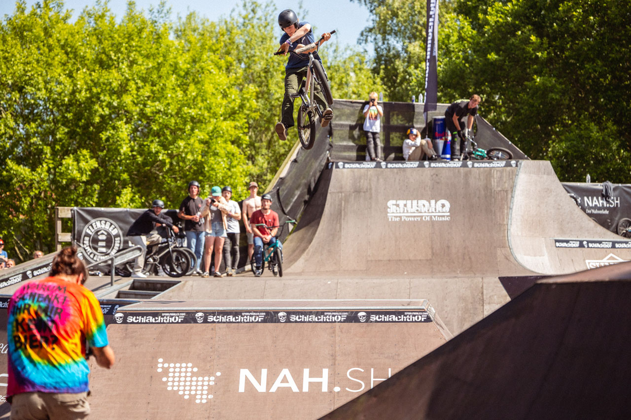 Jan Lemke, One Footed X-Up