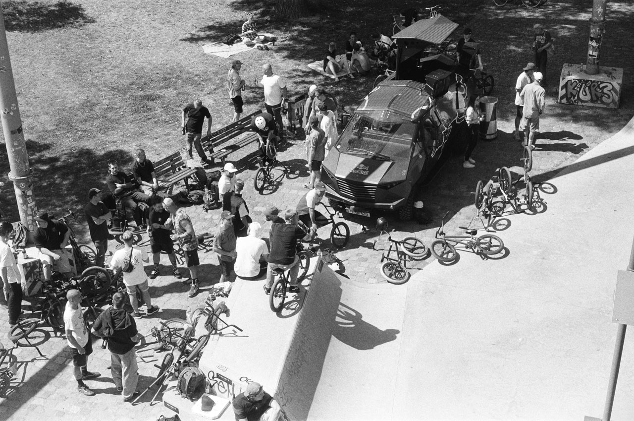 Danke an Red Bull für das Soundcar auf dem den ganzen Tag lang die lange verschollen geglaubte Mix-CD des Medialist aus den 1990ern lief