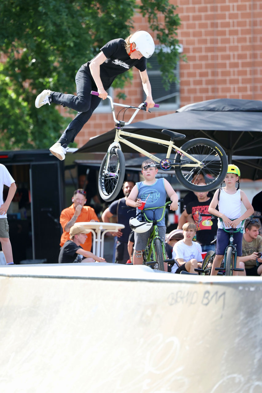 Lillyana Seidler räumt derzeit bei einem Contest nach dem anderen ab