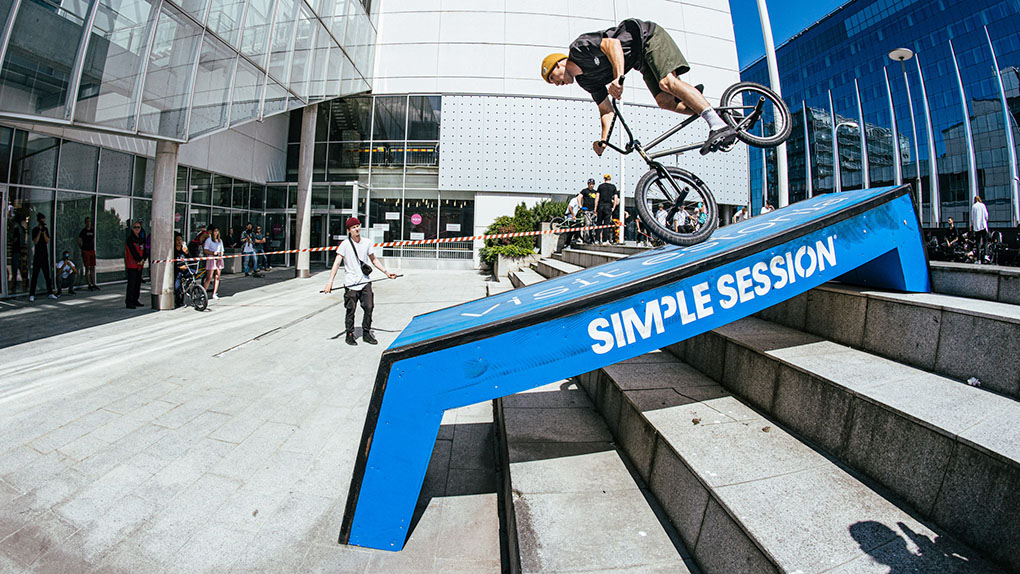 Die Simple Session 2022 begann heute mit der Viru Street Session präsentiert von Visit Estonia. Hier entlang für die Highlights des Contests!