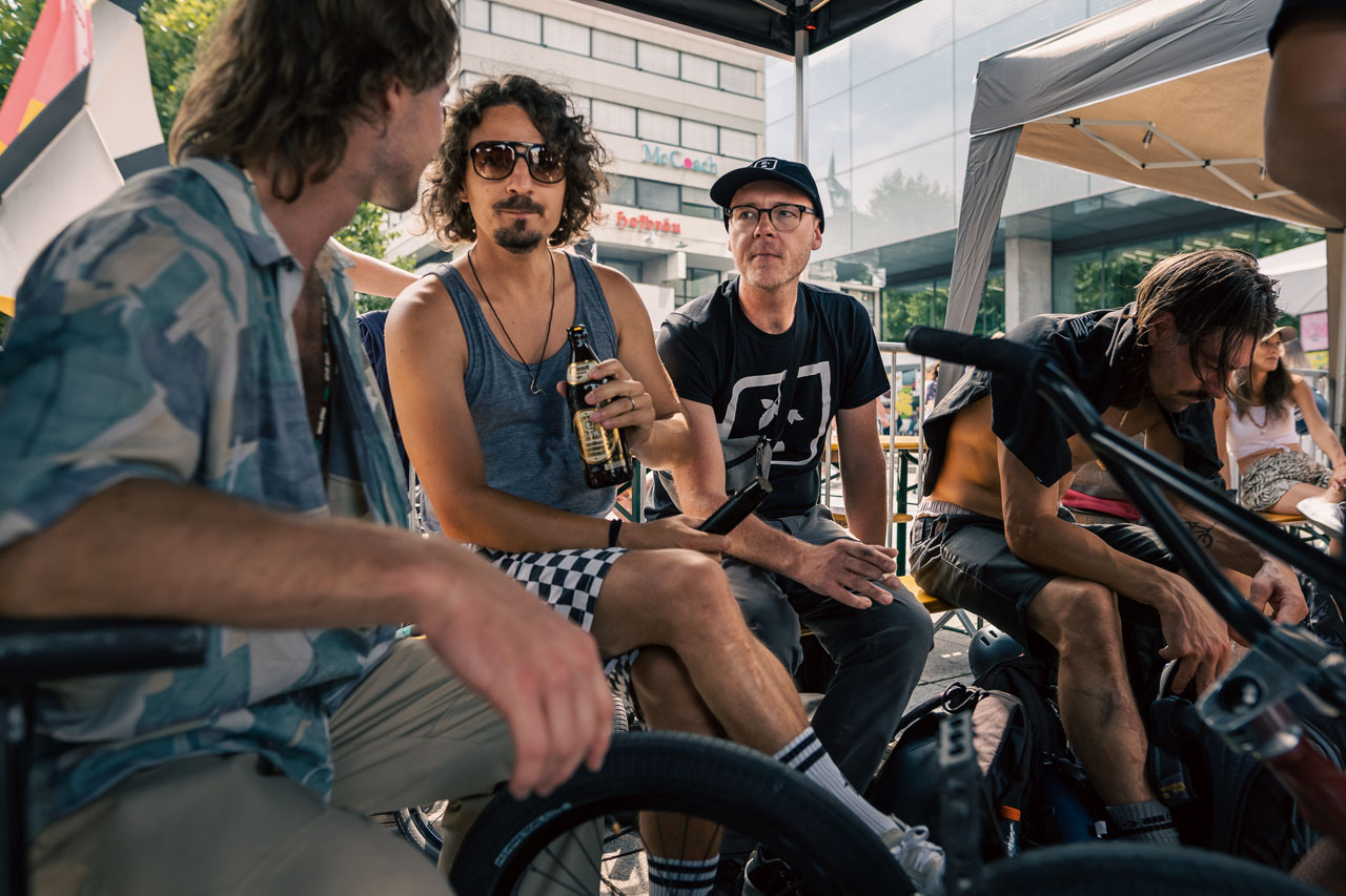 Sebastian "Seppl" Pospischil und John Krämer von kunstform BMX