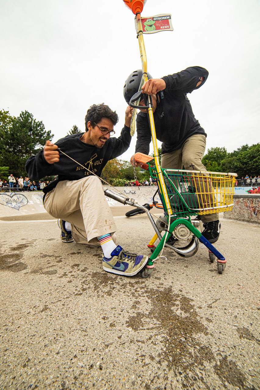Skate- oder Trinkpark? Schwer zu sagen
