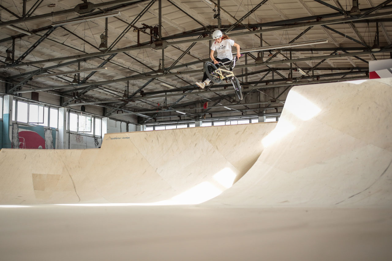 Lillyana Seidler, Tailwhip über die Spine to 850 EUR reicher