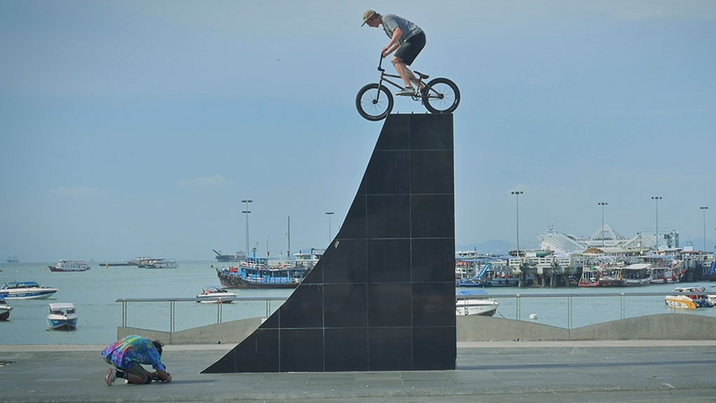 Die Street Food Boys von der Düsseldorf-Thailand-Connection holen mit einem erstklassig produzierten Video Platz 3 bei People