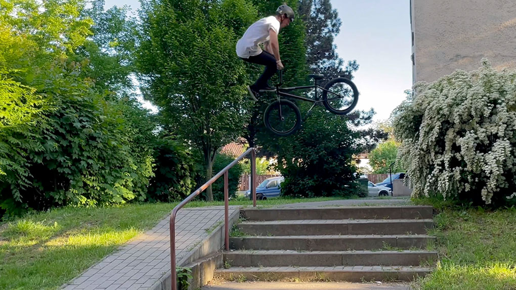 Tomi P. Nagy hat zum Jahresende mal wieder seine heftigsten Banger der vergangenen 12 Monate zu einem überaus sehenswerten Best-of-Video zusammengeschraubt.