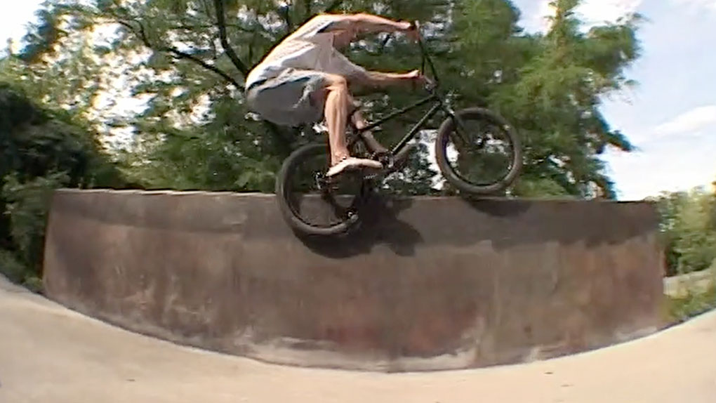 Geschlagene zwei Jahre hat Wernie aka the real Yannick Walter gebraucht, um sein neues Video fertigzuschneiden. Doch das Warten hat sich definitiv gelohnt!