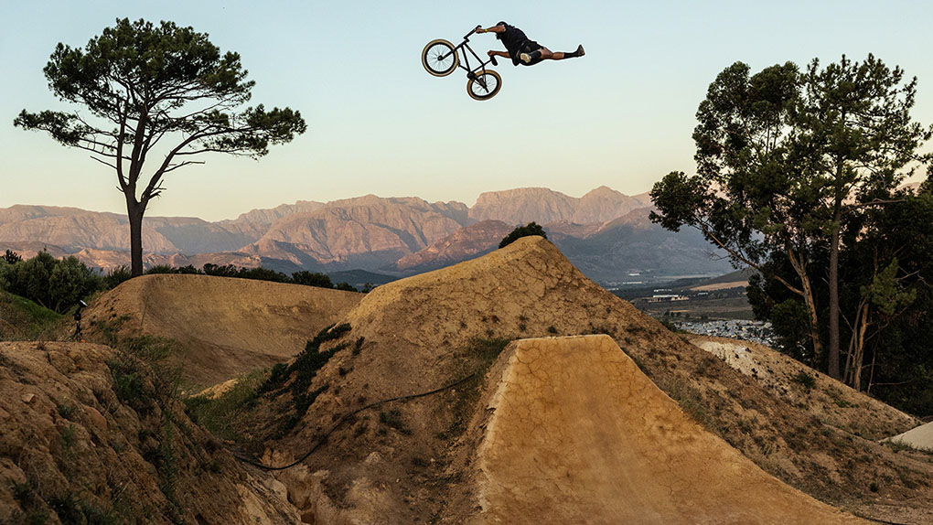 Traumurlaub für Kevin Peraza, Anthony Jeanjean, Tom van den Bogaard, Jose Torres, Mike Varga, Jeremy Malott, Pat Casey und Daniel Sandoval in Kapstadt.