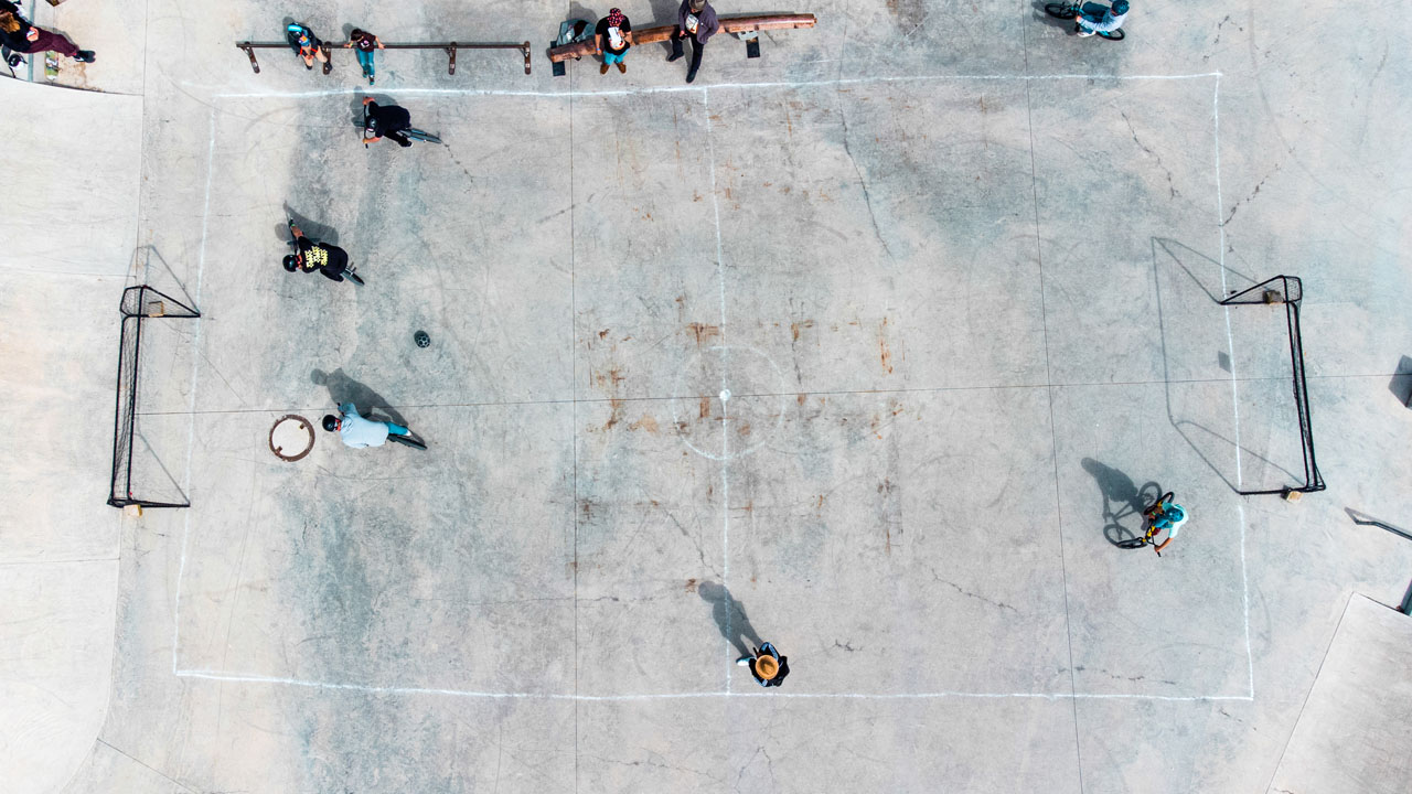 BMX-Ball? Only @ Skatepark Lohhof; Foto: Daniel Grabinski