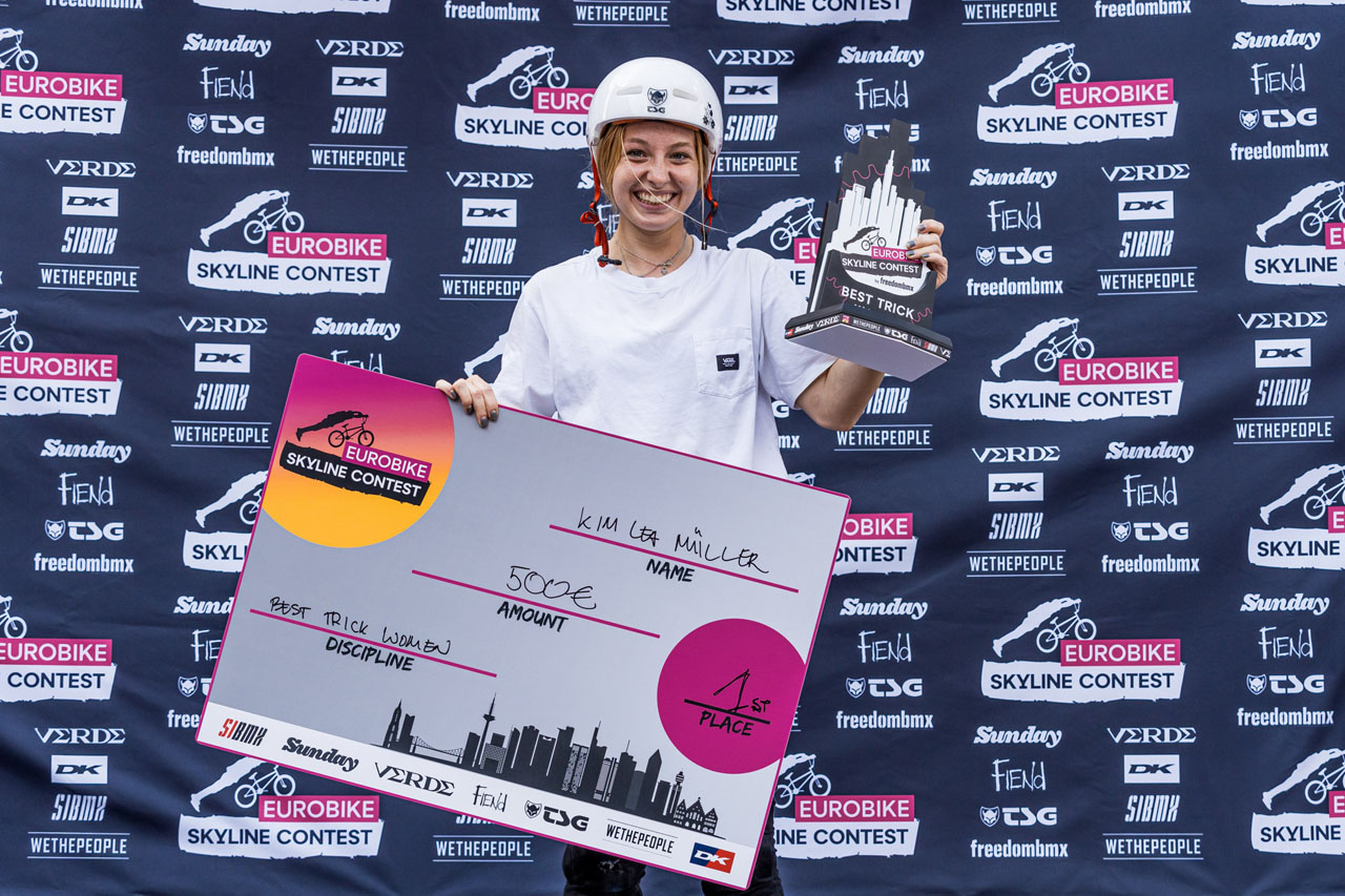 Kim Lea Müller – Truck über die Doppelcopingspine