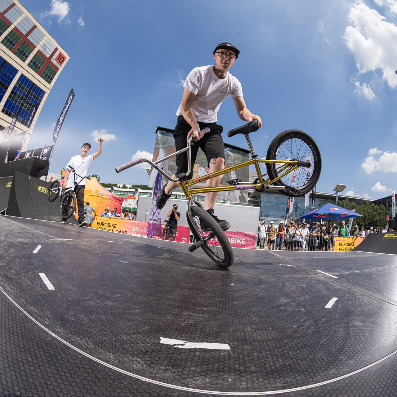 John Krämer hält nichts von Geschwindigkeit bringt Sicherheit