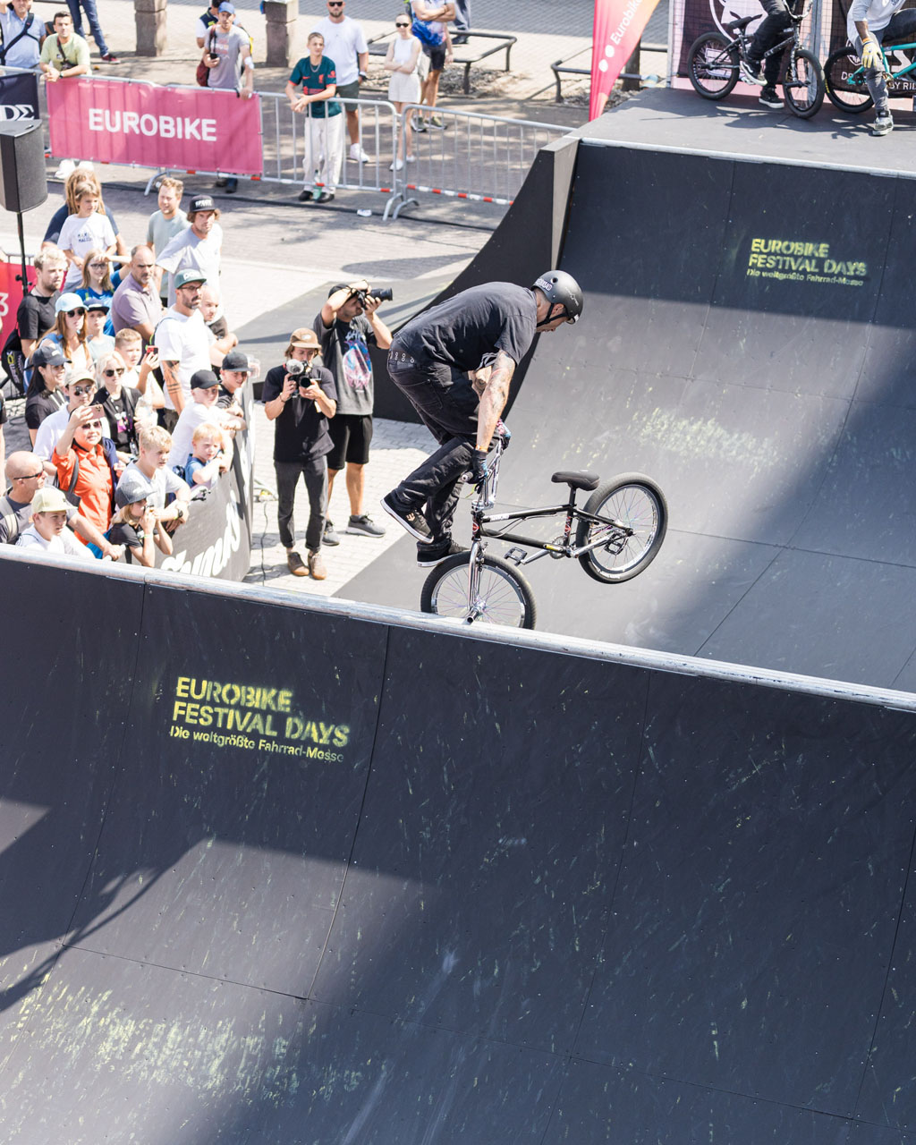 Eigentlich hatten wir Mark König als Judge engagiert, aber beim Best-Trick-Contest hielt es ihn nicht mehr auf dem Hocker, er musste einfach diesen Over Tooth to Downside Whip machen