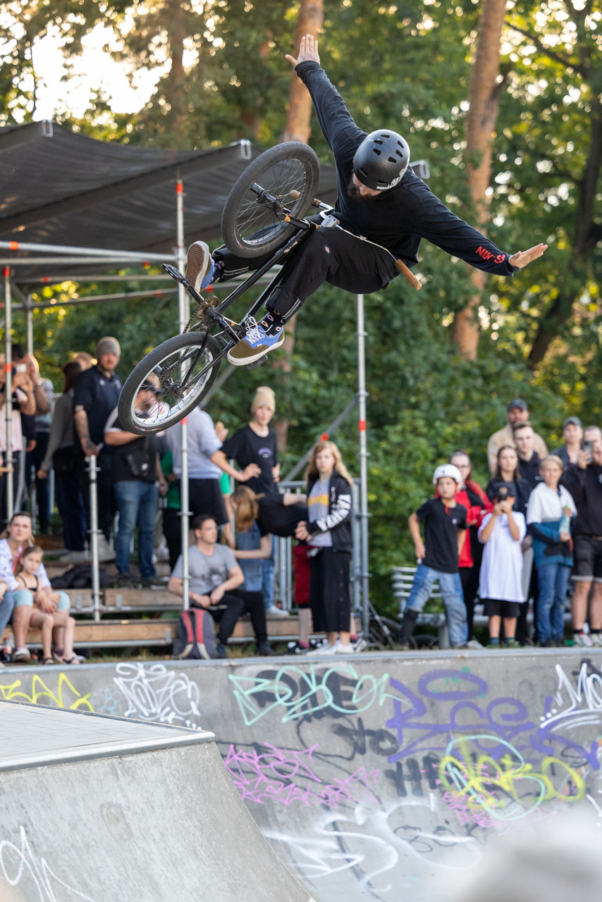 Local Hero Daniel "Ralle" Juchatz einmal mehr mit perfekten Haltungsnoten