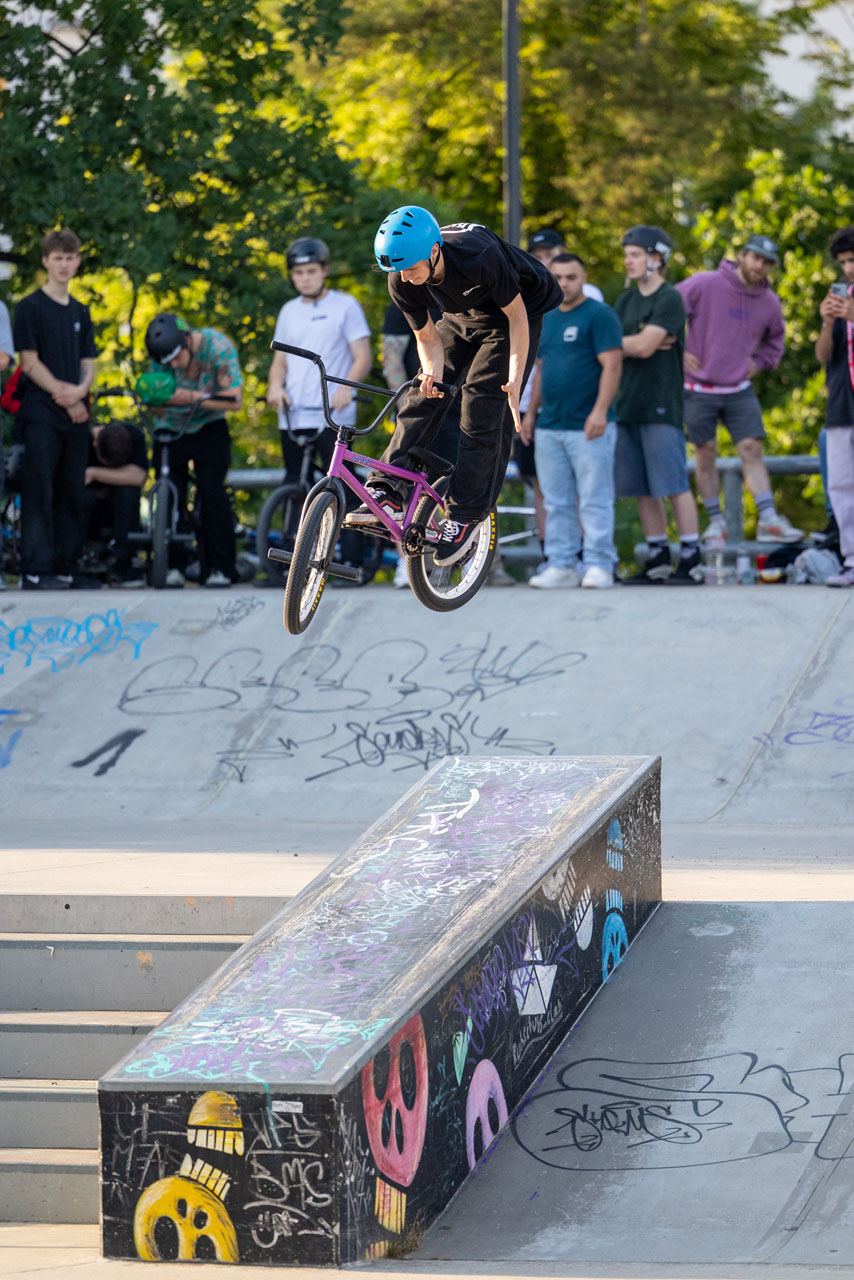 Truck aus der Ledge von Eugen Skrebov