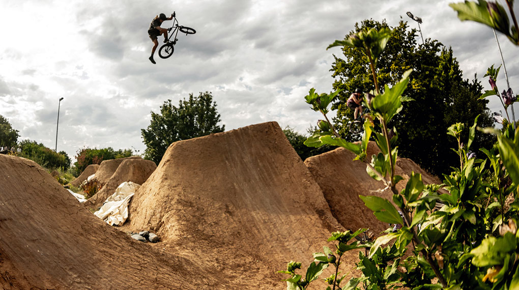 Das Schanzafeschd auf den Aichwald Trails war einer der besten BMX-Veranstaltungen des Sommers 2023. Hier erfährst du, warum!