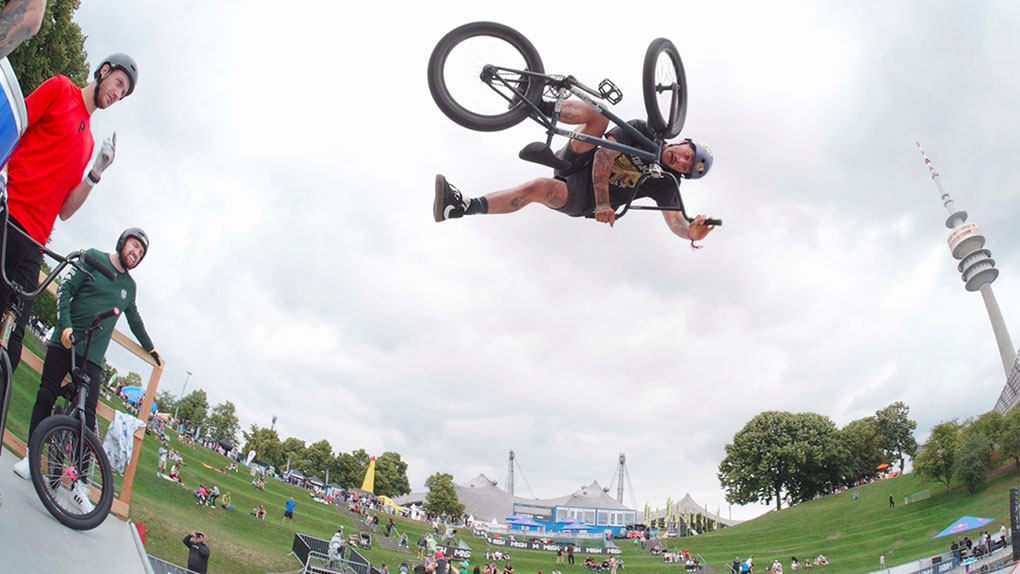 Good times in Bavaria! Hier entlang für die Highlights vom BMX Practice auf dem Munich Mash 2023 im Münchener Olympiapark.