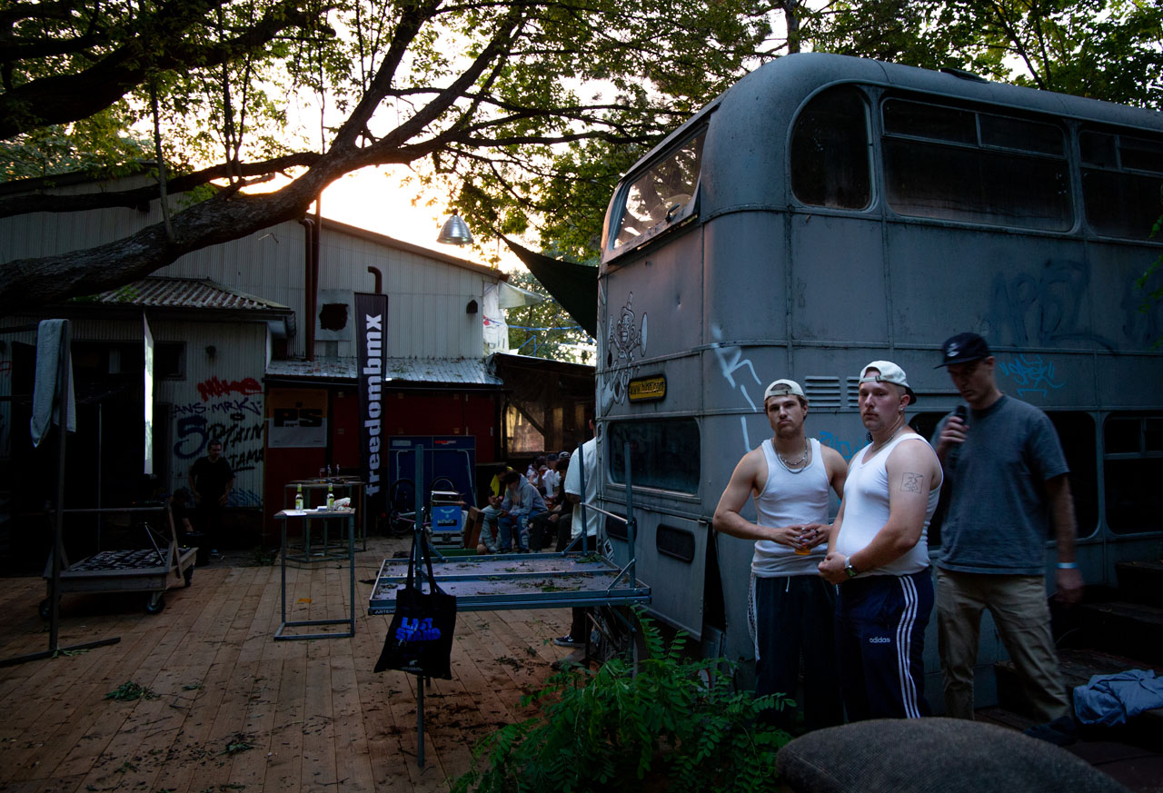 Backstage mit unseren MCs (v. l. n. r.) Luca Hemmelmann, Florian "Flocksn" Kranz und Martin "Billy" Mahlert