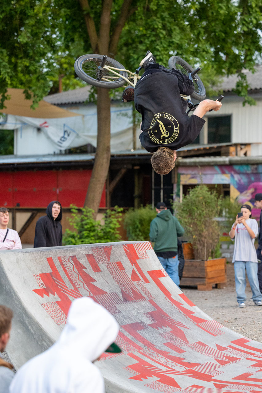 Don't call it a comeback! Daniel Tünte mit einem Oppo Flair