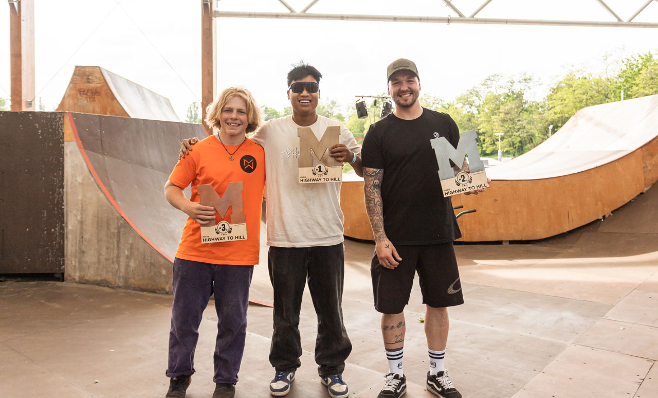 Und last, but not least haben wir hier noch die Gewinner von Pro Rudis Resterampe (v. l. n. r.): Philipp Muth (3.), Sikharin Supanmart (1.) und Tobias Freigang (2.)