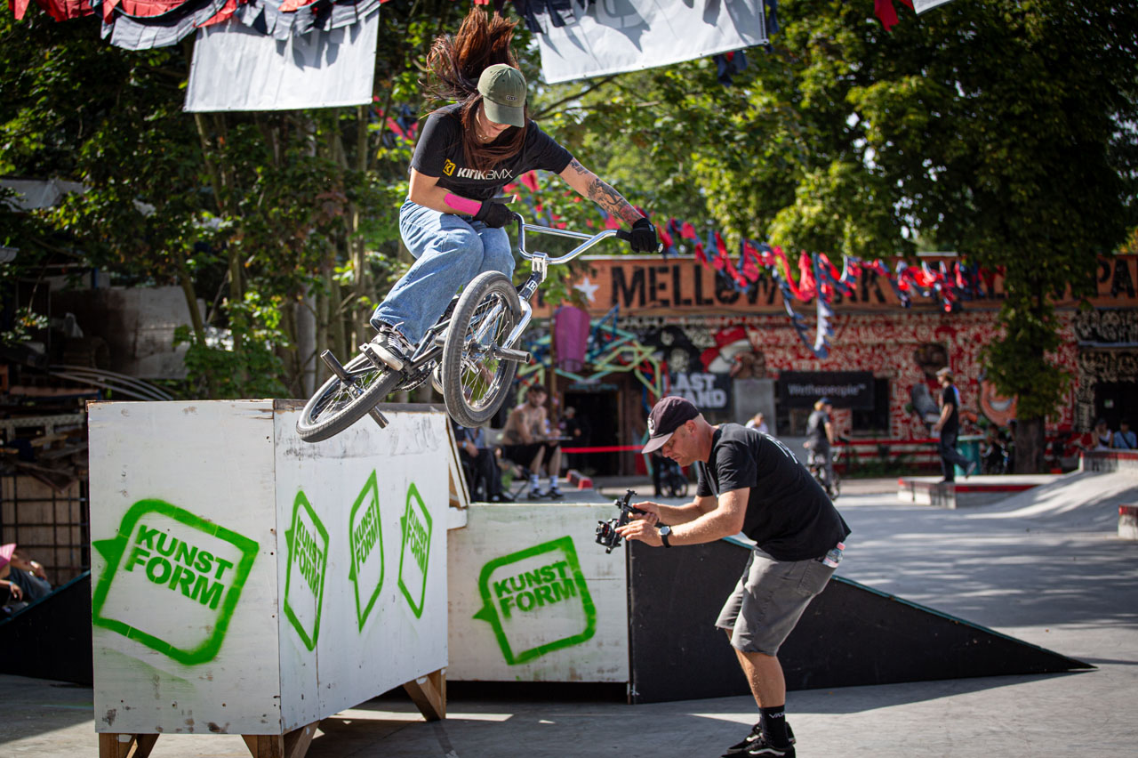 Platz 2 beim Best Trick der Damen ging an Anahi Valentina für diesen Feebs to Table