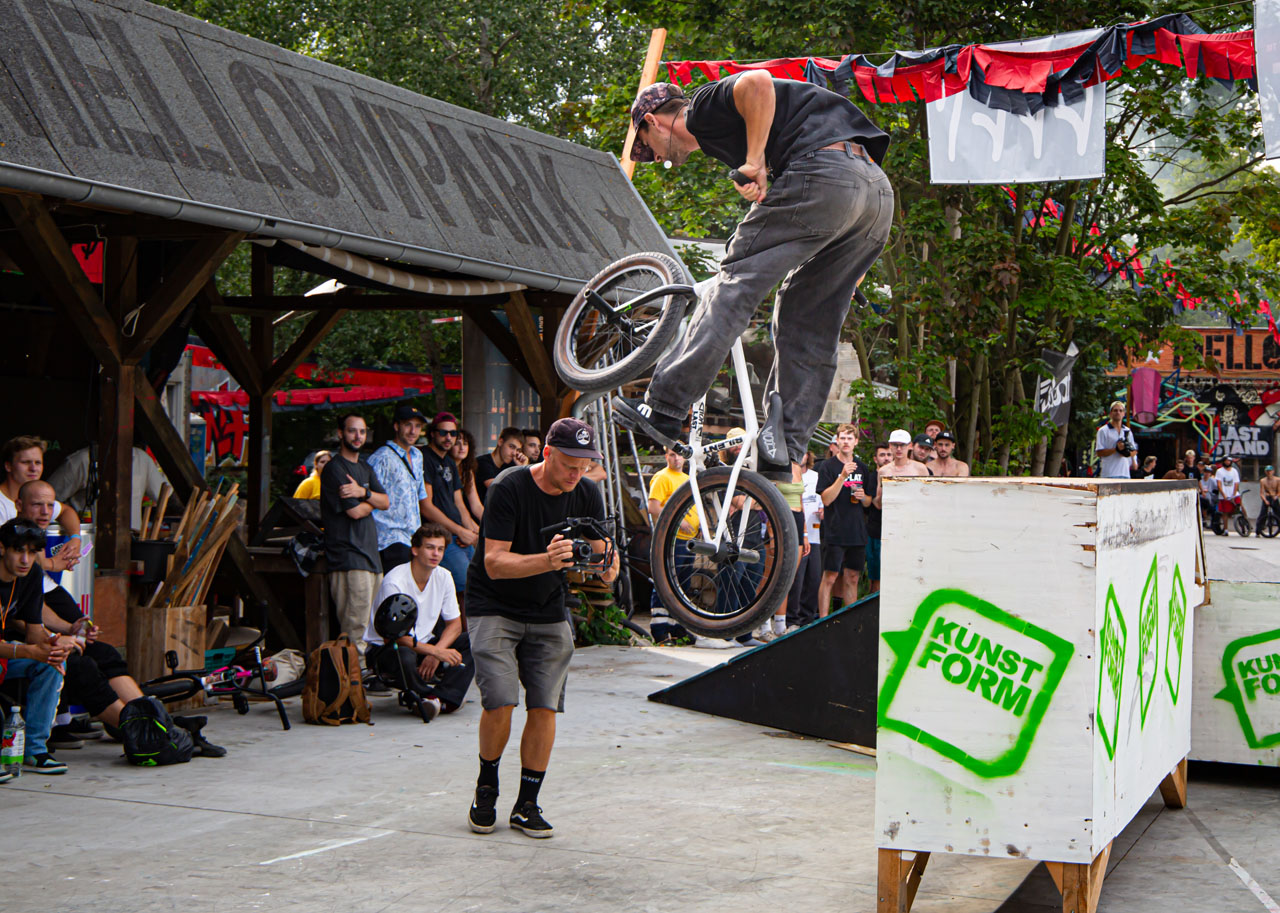 Jordan Godwin, Un-Luc-E Hard 180