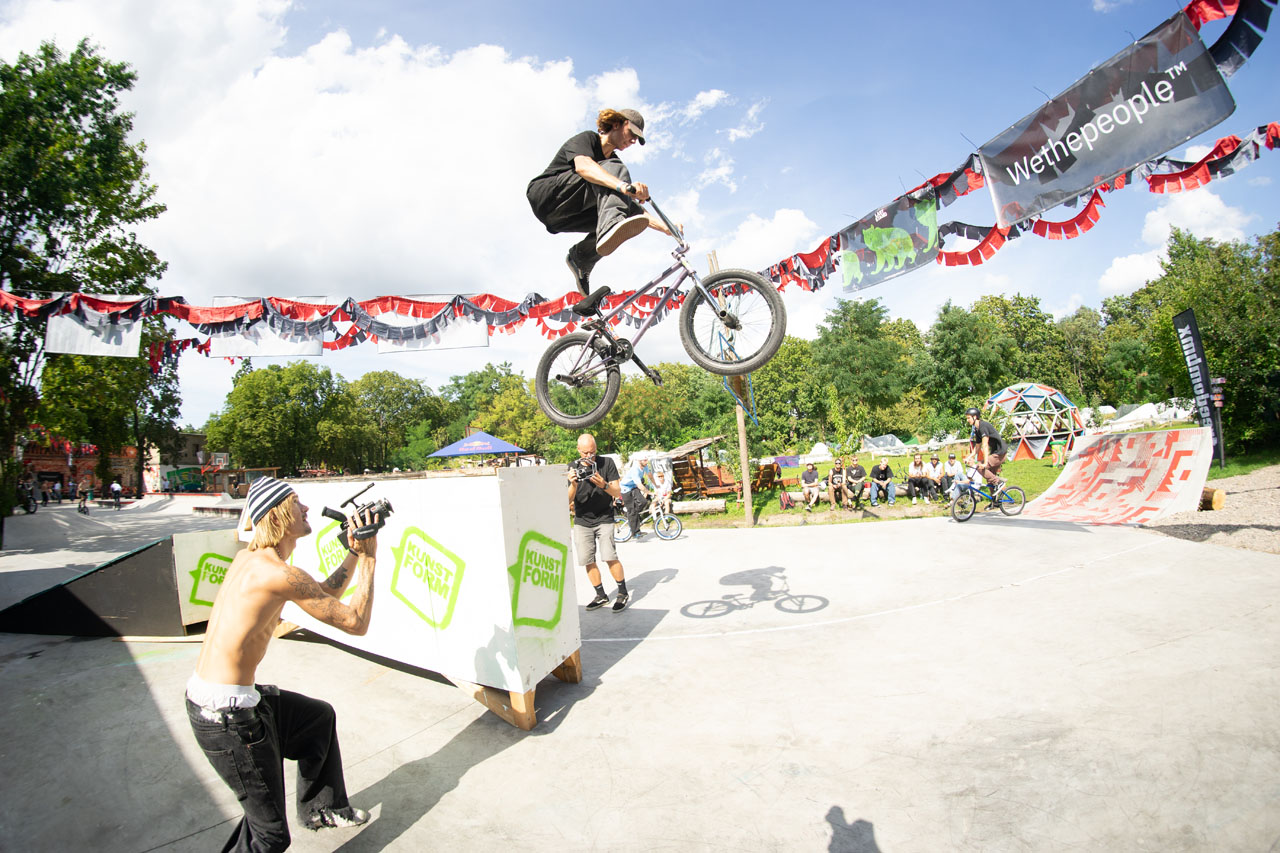 Kyrylo Hordiienko, Double Crankflip to Flat