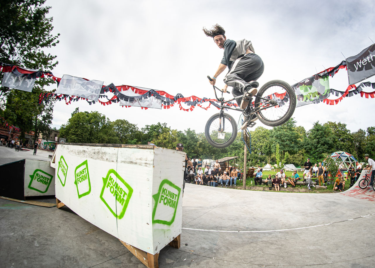 Michael Atwell weiß ganz genau, wie wichtig der Schulterblick ist