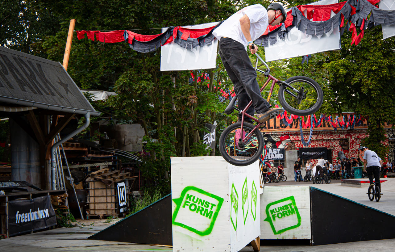 Tom Weikert, Feebs Hard 3er