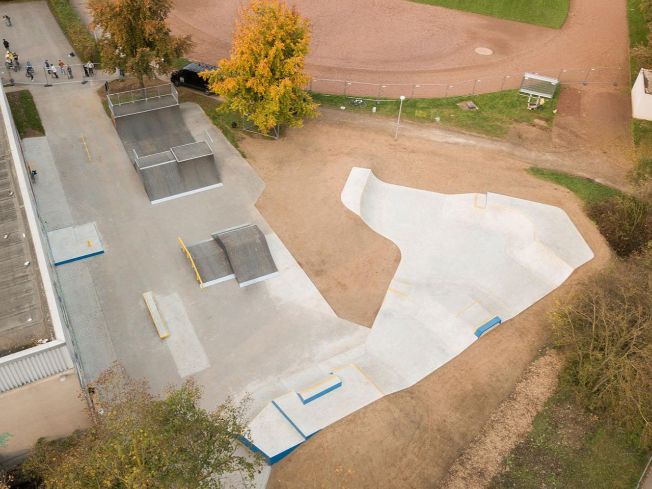 Am 19. August 2023 findet im Skatepark Geldern ein BMX- und Skatecontest statt, der unter anderem vom kunstform BMX Shop unterstützt wird. Mehr dazu hier.