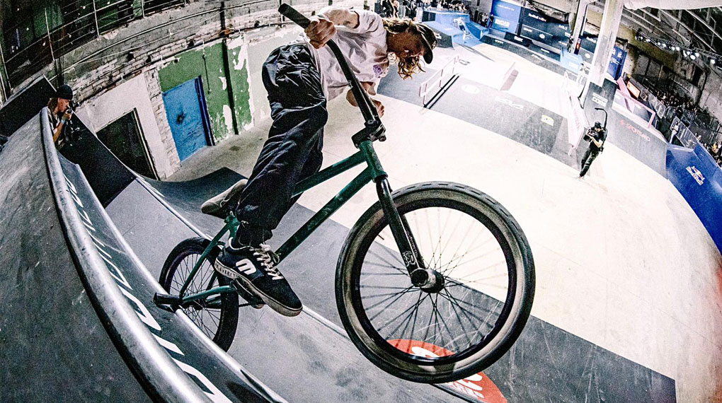 Das wird heavy! Wir haben die Livestreams vom Radio Bikes Best Trick und den BMX-Finals auf der Simple Session 2023 für euch. Nicht verpassen!