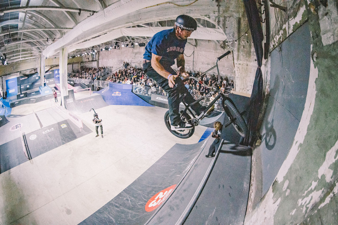 Geisterkranka! Matt Ray begann seine beiden Finalruns mit diesem Truck vom Radio-Bikes-Balkon