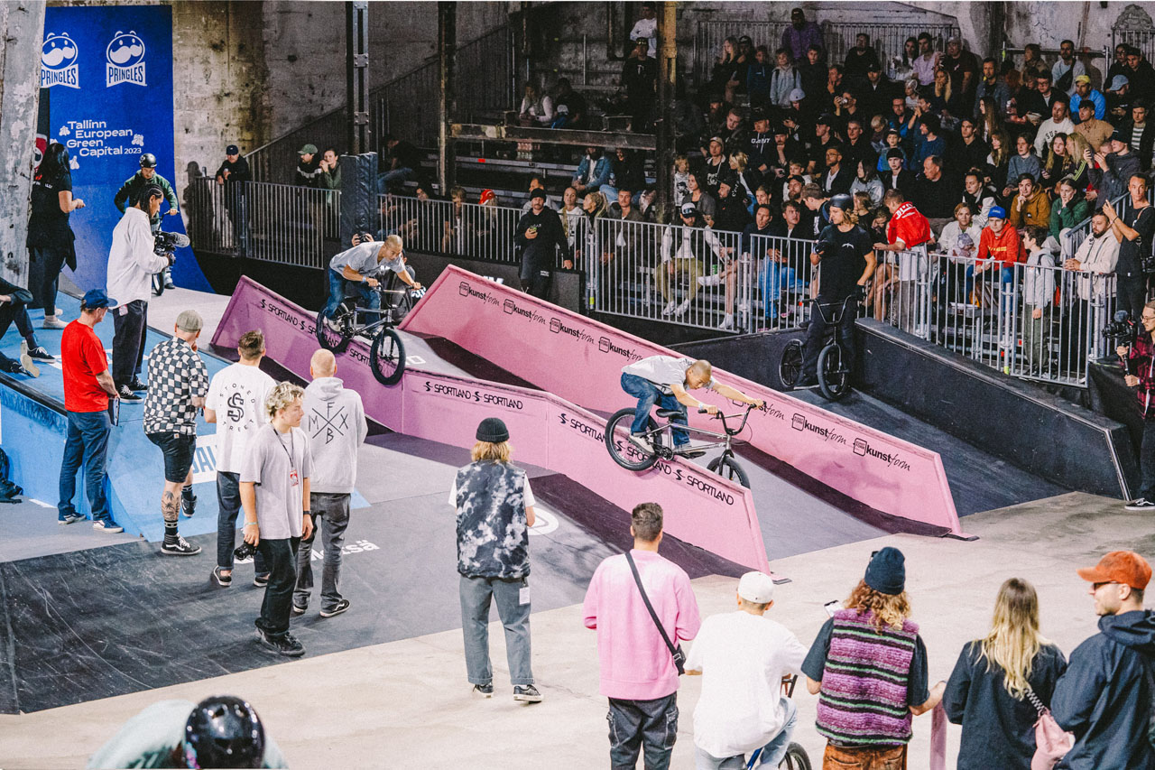 Der Japaner Yuma Oshimo war eine der Entdeckungen des Wochenendes. Er war stets mit Vollgas unterwegs und hatte dabei immer ein Lächeln auf dem Gesicht – ganz gleich ob Streetjam, Contest oder Best Trick