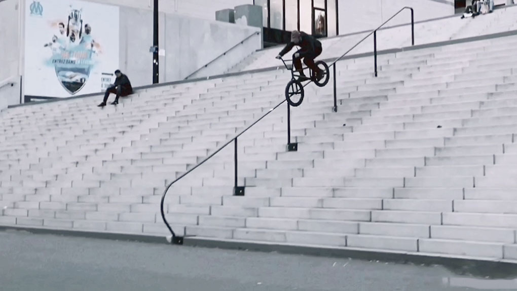 Hier entlang für den Director