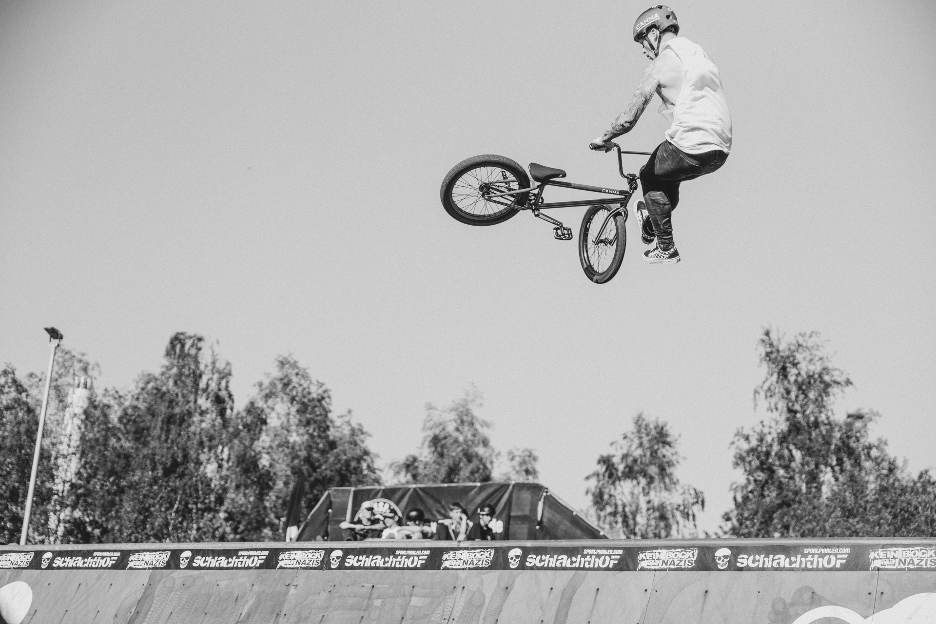 Selbstverständlich ging James aber auch selbst schwer ab. Ehrensache! Immerhin handelt es sich beim Butcher Jam laut seiner eigenen Aussage um einen seiner absoluten Lieblingscontests weltweit. Und das will was heißen, der Junge ist viel rumgekommen!