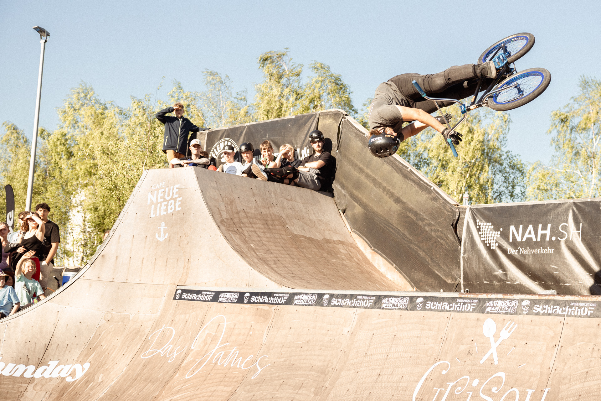 Jonas Lindermair rutschte ins Finale nach, und rechtfertigte seine Nachnominierung mit Tricks wie diesem Flair Bar