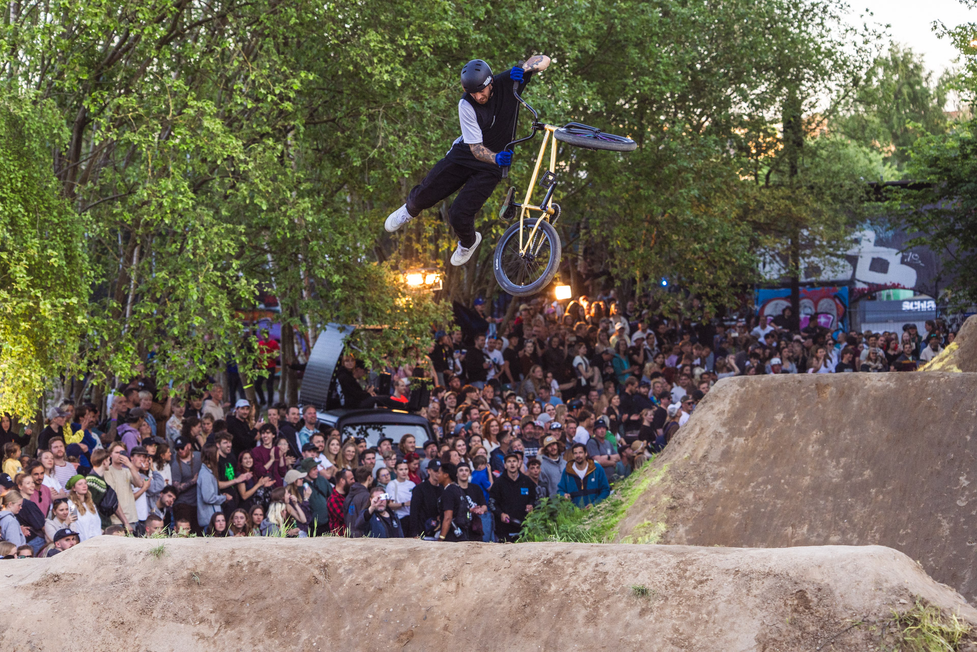 Auch auf den Hügeln machte Jack Watts eine gute Figur: Triple Whip