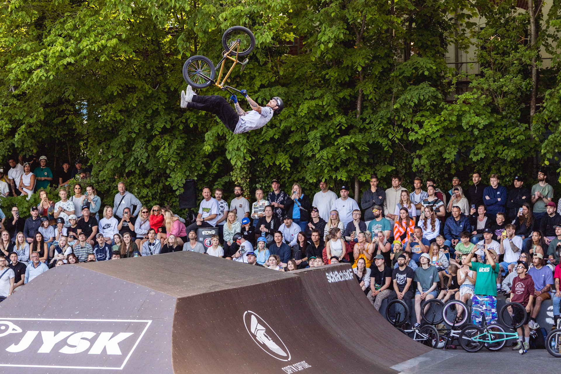 Das Level während des Profinales war einmal mehr atemberaubend! Jack Watts, Backflip Double Whip