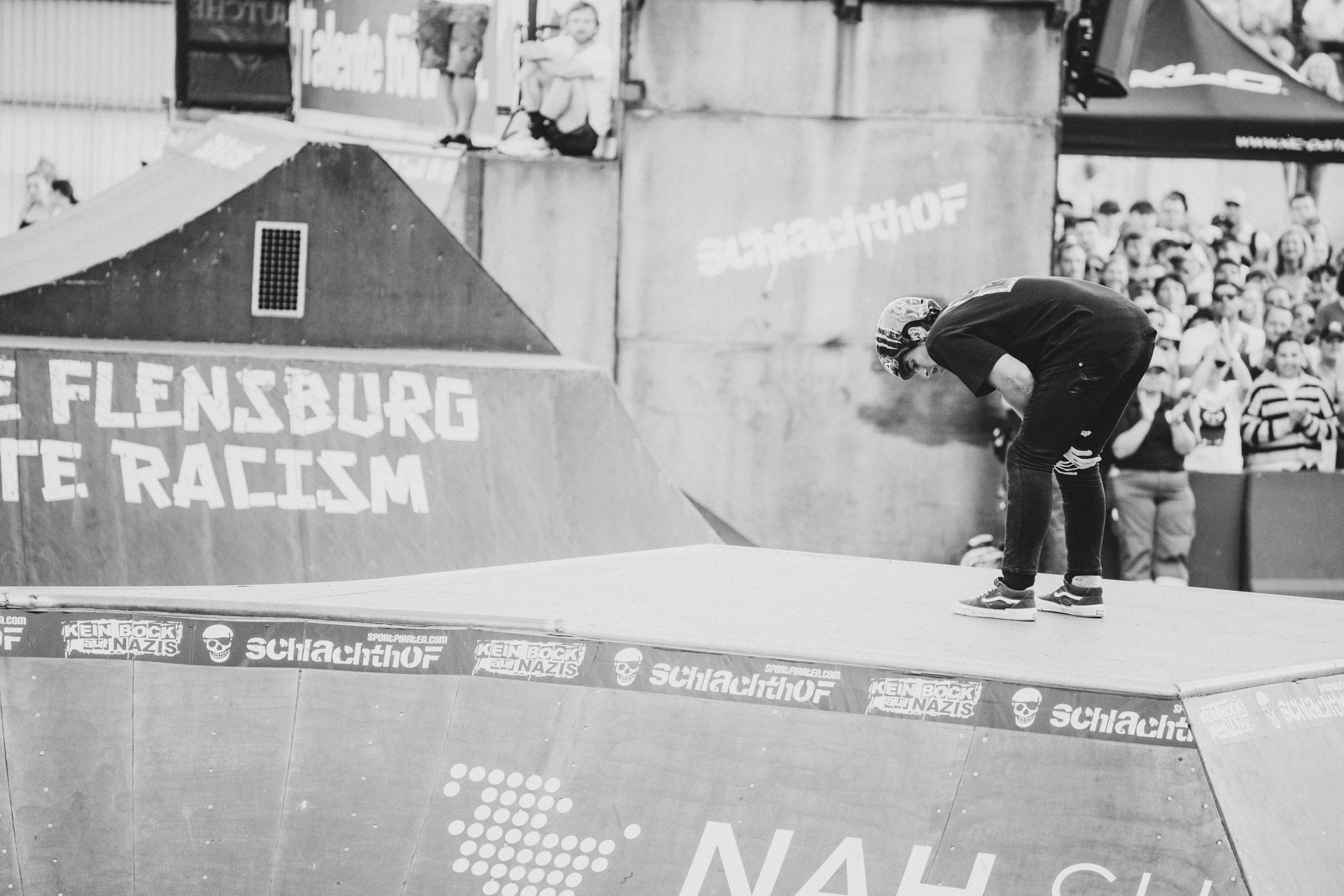 Bryce Tryon legte den Lauf seines Lebens hin und war danach kurz davor, sich nochmal ein paar Dinge vom Vorabend durch den Kopf gehen zu lassen. Zum Glück überlegte er es sich nochmal anders. Platz 1 für den Amerikaner in einem heftigen Contest