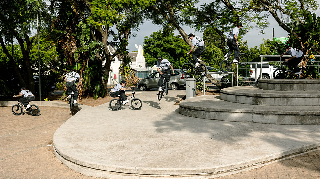 Felix Prangenberg + Jordan Godwin + Rich Forne = Must-Watch! Hier entlang für das 9-Minuten-Epos "SILENCE" und eine schicke Fotogallery zum Video.