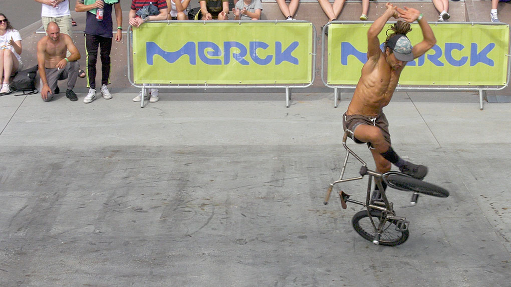 Hier entlang für alle Highlights von den Flatlandfinalläufen der Amateure auf der BMX Freestyle DM 2024 im Bikepark Darmstadt.