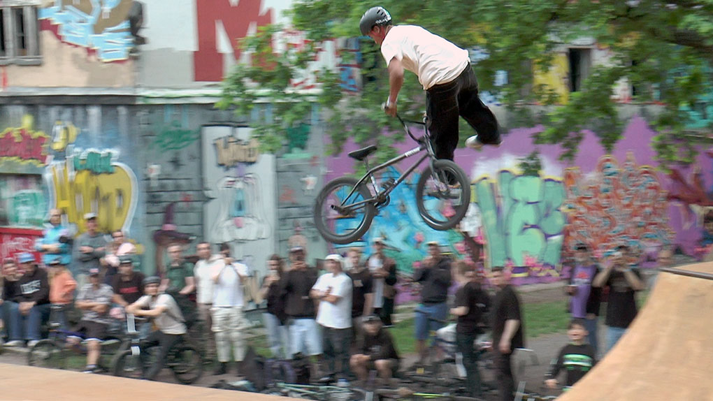 Der Streetcontest auf dem Highway to Hill im Mellowpark erfreute sich auch in diesem Jahr großer Beliebtheit. Hier entlang für die Highlights der Vorläufe.