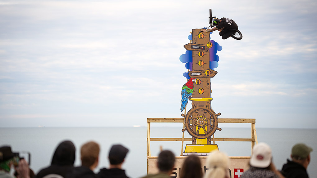 Durchdrehen auf höchstem Niveau! Hier sind die Highlights vom BMX Rail Jam und High Air auf dem Battle of Hastings 2024 im Source Park.