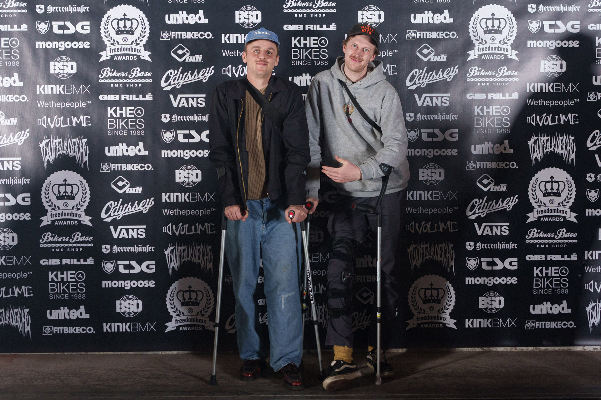 Team Krücke: Angelo Kurtz (links) und Arne Knattert